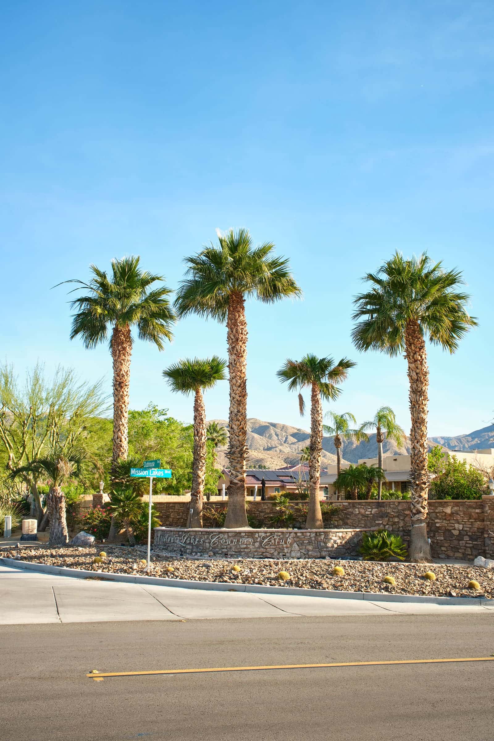 Residential Electrician in Desert Hot Springs - photo 2