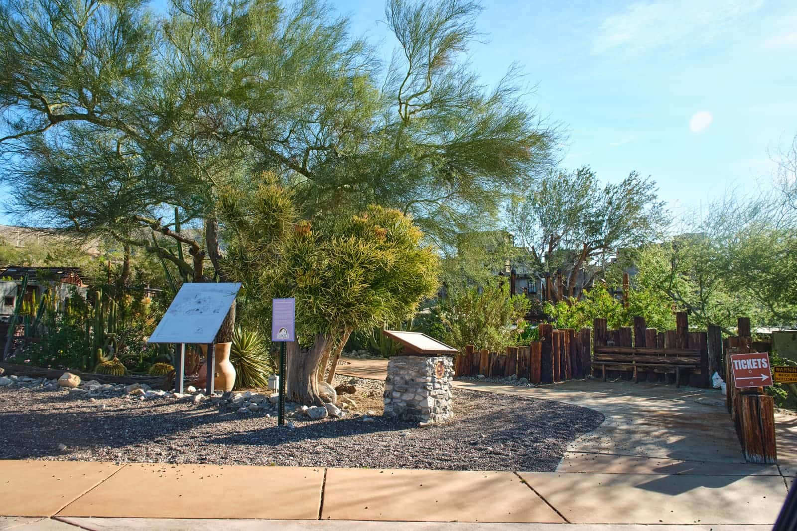 Residential Electrician in Desert Hot Springs - photo 5