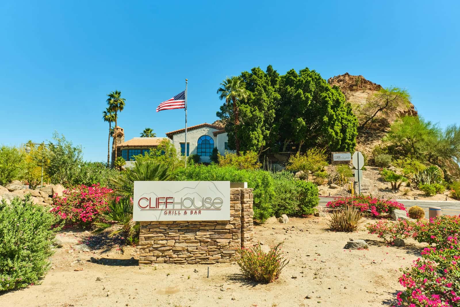 Residential Electrician in Indian Wells - photo 1