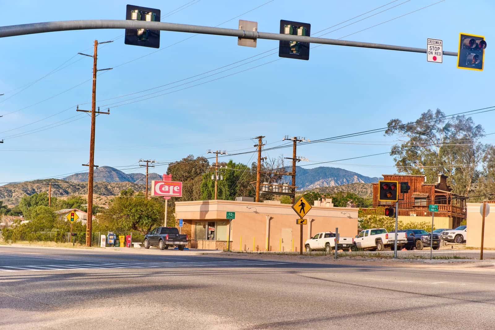 Residential Electrician in Morongo Valley - photo 6