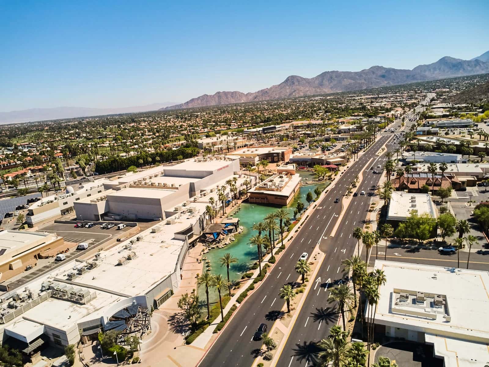 Residential Electrician in Rancho Mirage - photo 1
