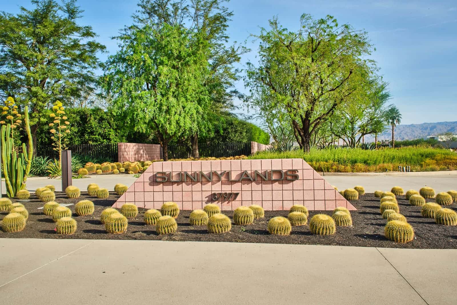 Residential Electrician in Rancho Mirage - photo 2